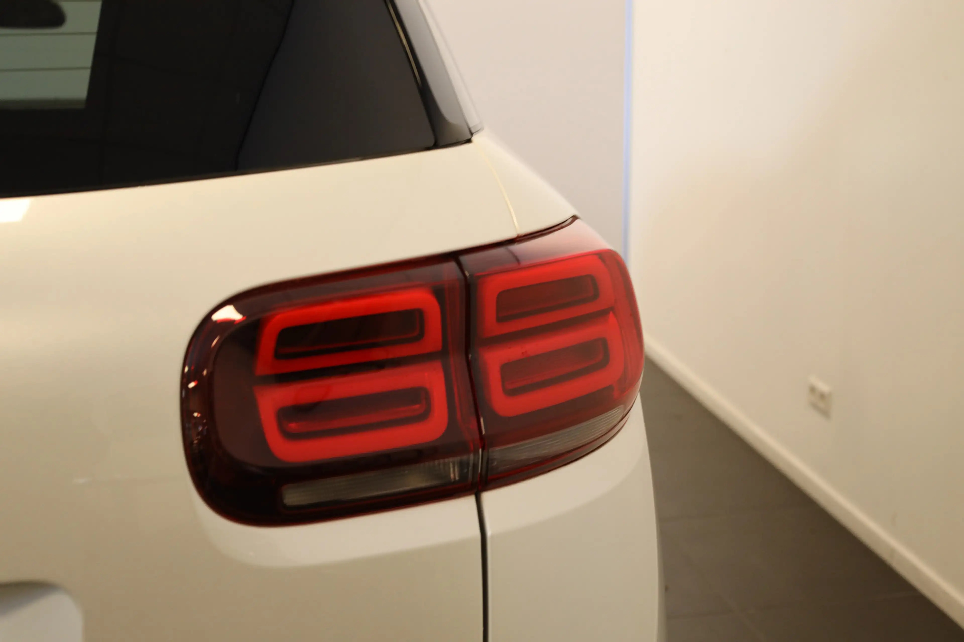 Citroen C5 Aircross PT 180 Automaat-8 Feel Camera | Navi | 1500 kg tre — photo 15