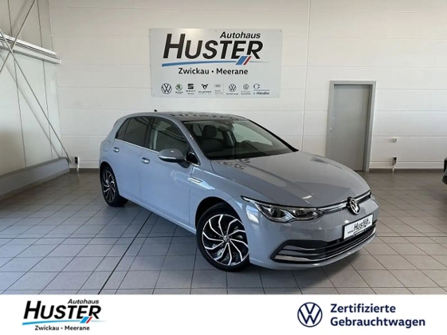 Volkswagen Golf VIII Style 1.5 eTSI DSG**MATRIX,ACC** Grau - 1