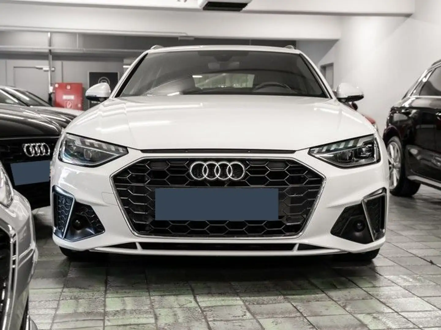 Audi A4 Avant 40 TDI S tronic S line edition Bianco - 2