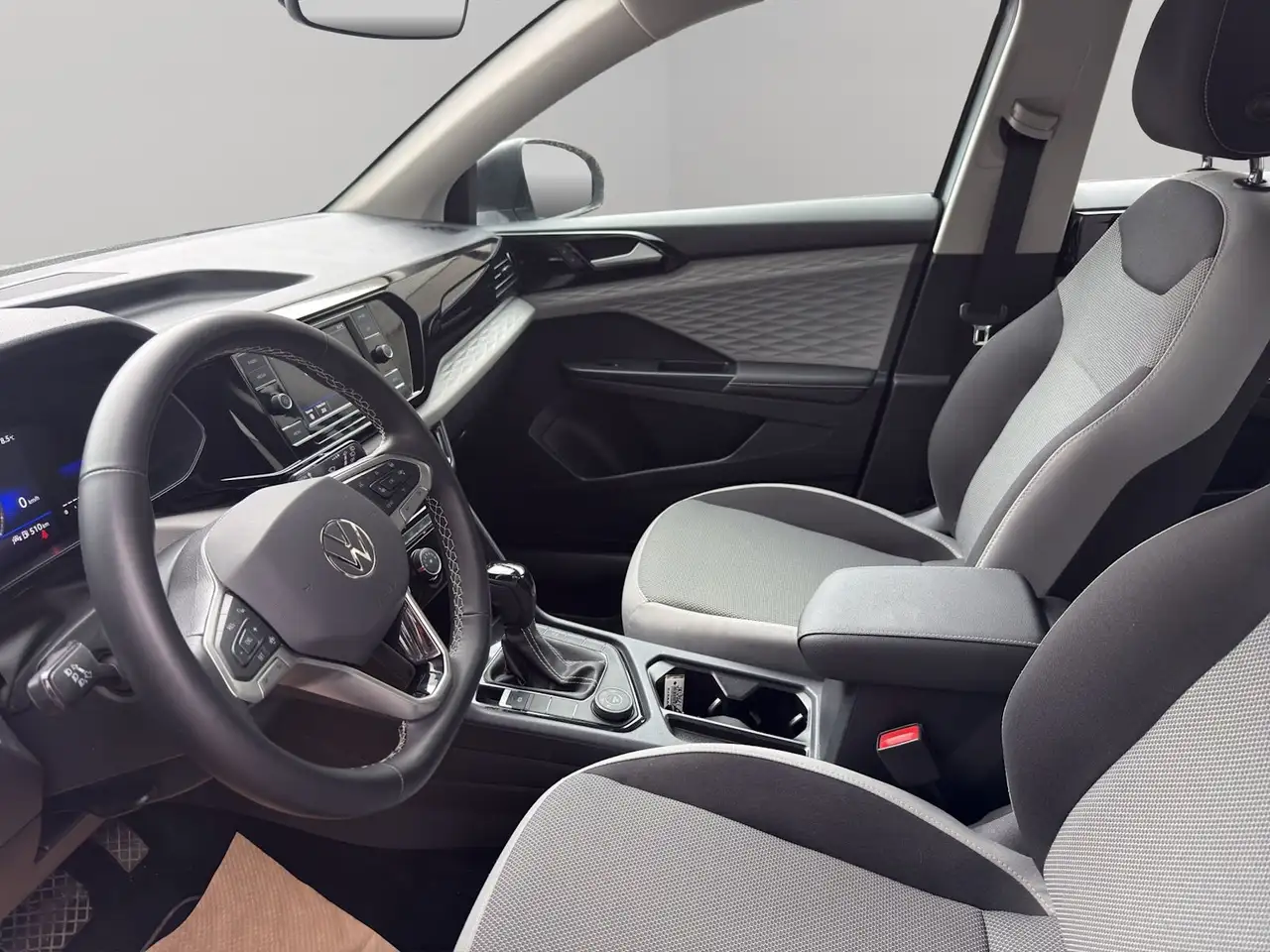 Volkswagen Taos снимка Volkswagen Taos