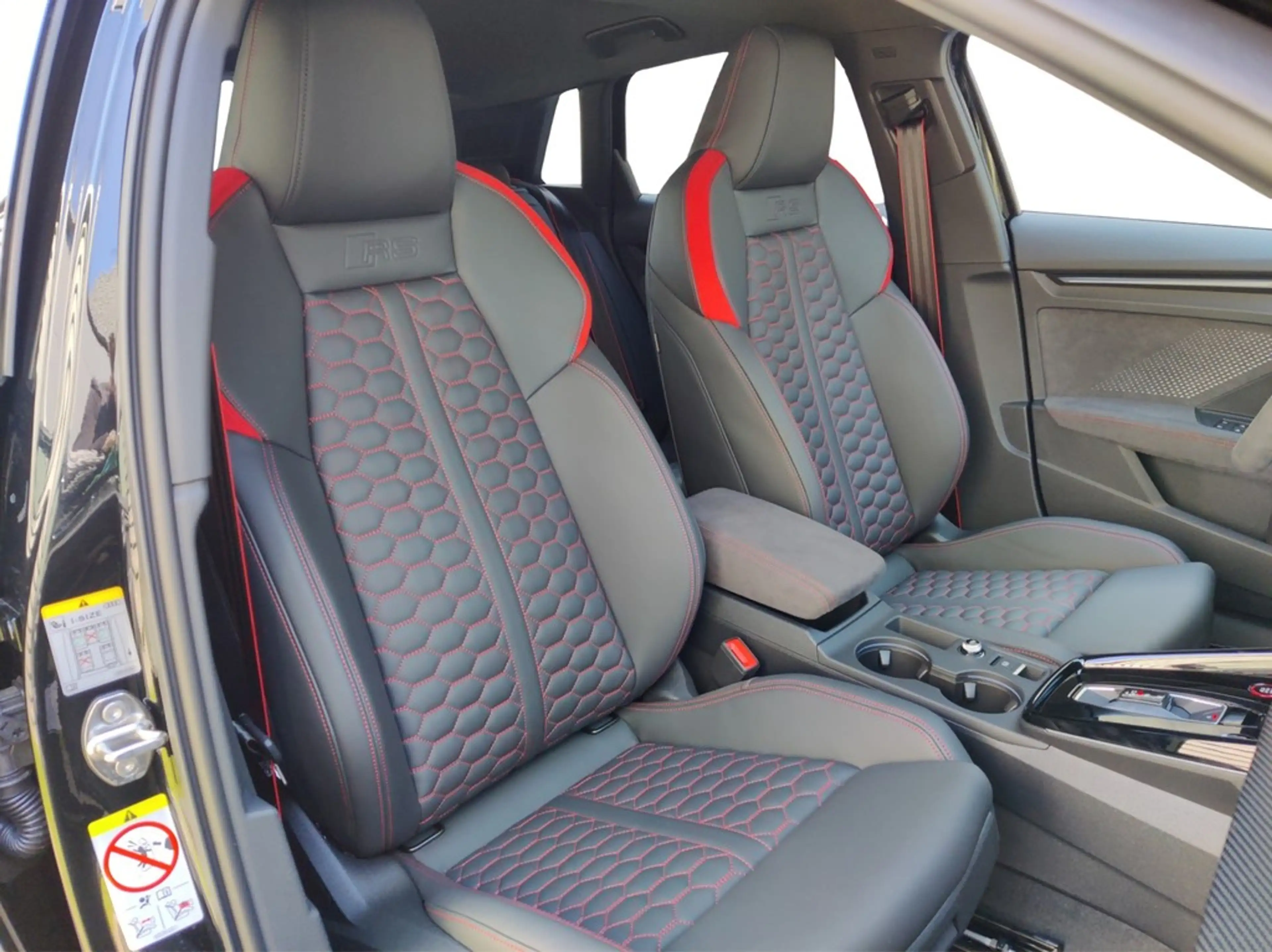 Audi RS3 Sportback S tronic PANO*SONOS*HUD*MATRIX*NAV*SH... — photo 10