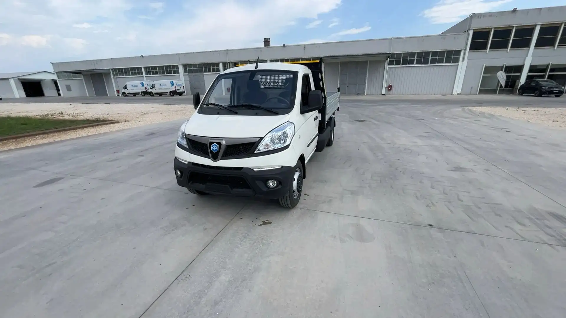 Piaggio Porter NP6 TW LR GPL3250/2800 Ribalt.Trilat TOP Bianco - 1