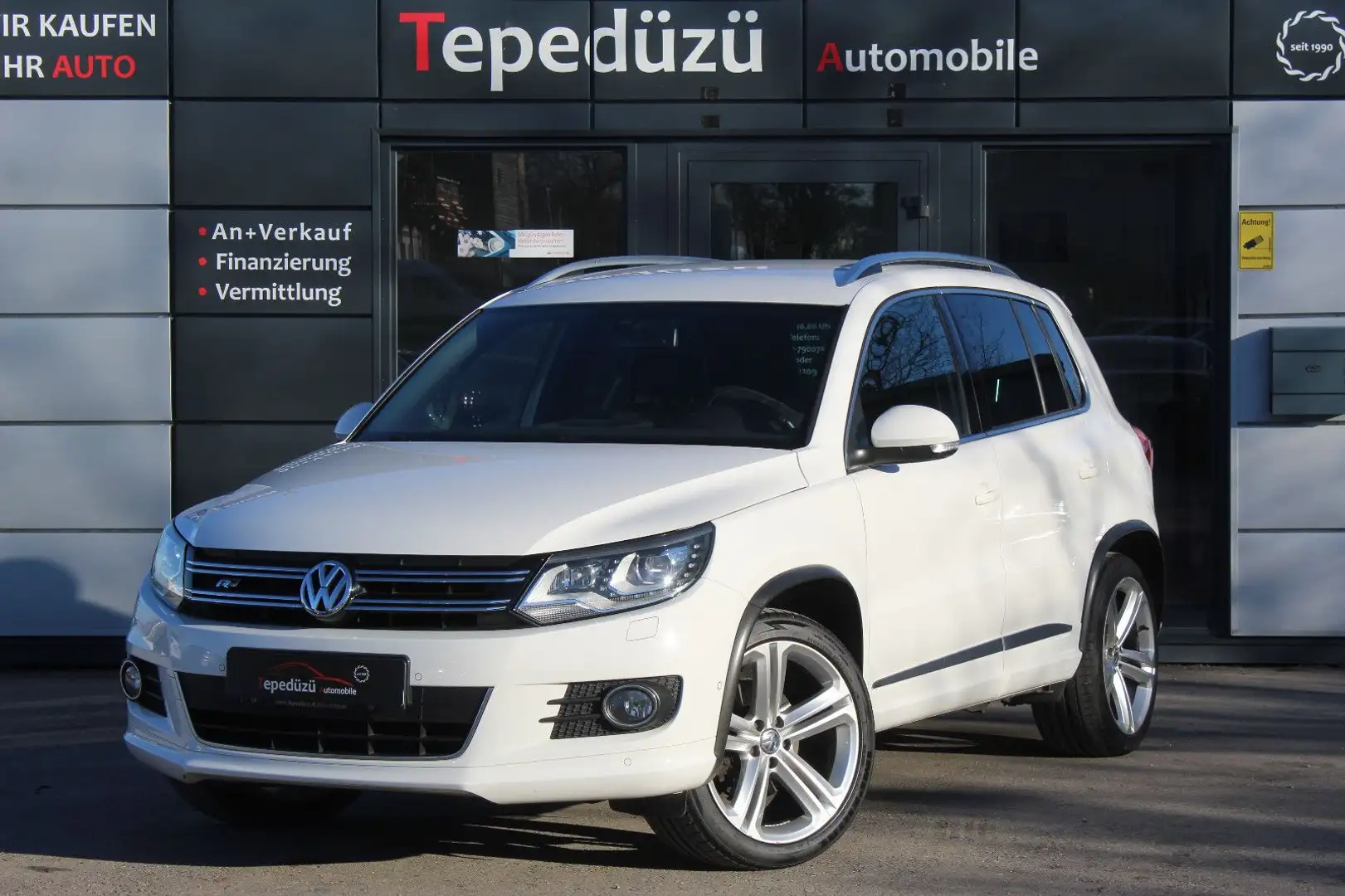 Volkswagen Tiguan 4Motion DSG*R-LINE*XENON*NAVI*DCC*AHK*KAM Blanc - 1