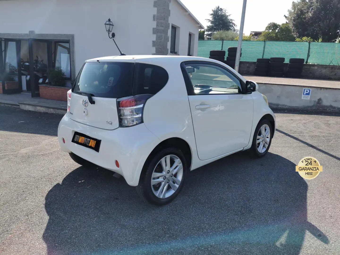 Toyota iQ 1.3 CVT Style 99 Cv - NEOPAT - OFFERTA PROMO WEB Bianco - 2