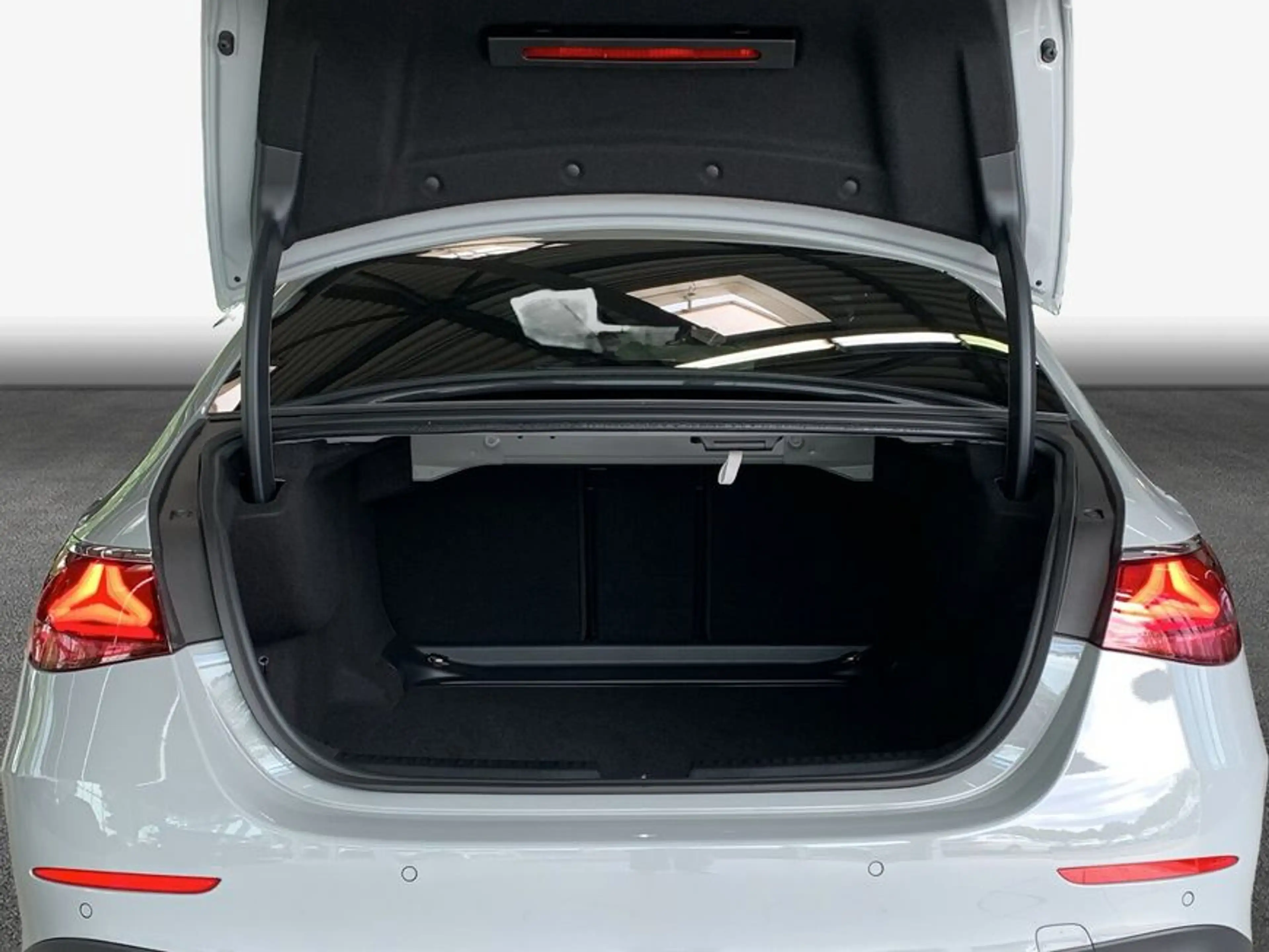 Mercedes-Benz E 450 E-Klasse — photo 8