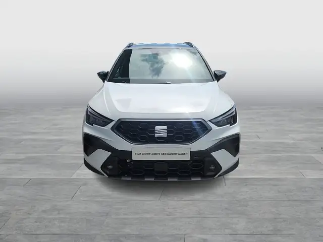 SEAT Arona view 2