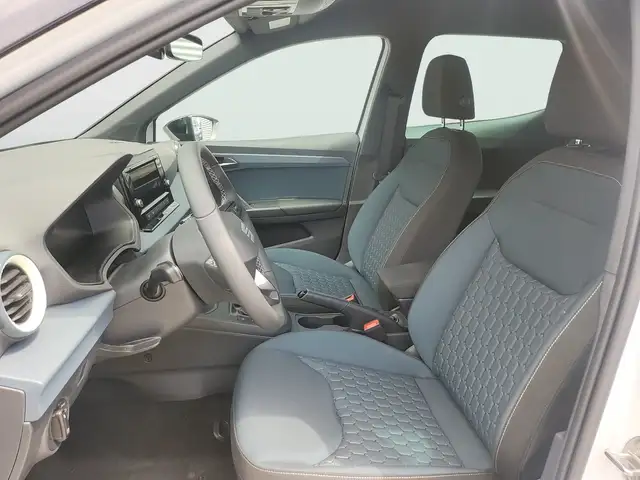SEAT Arona view 8