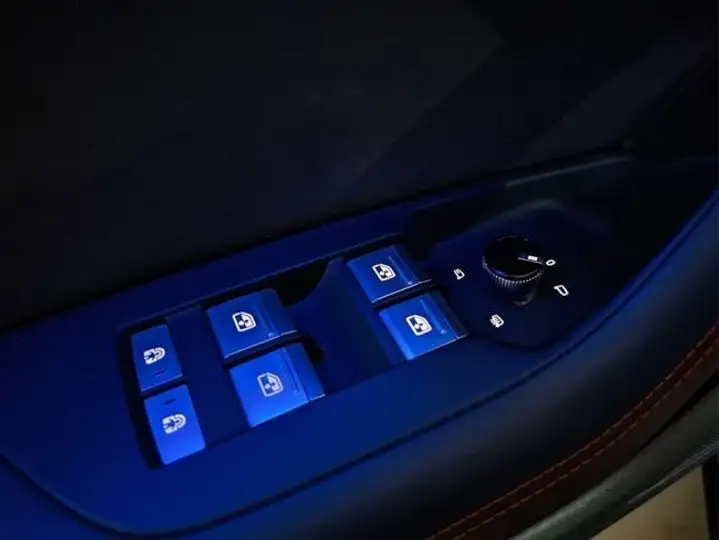 Audi A6 2022, foto 17