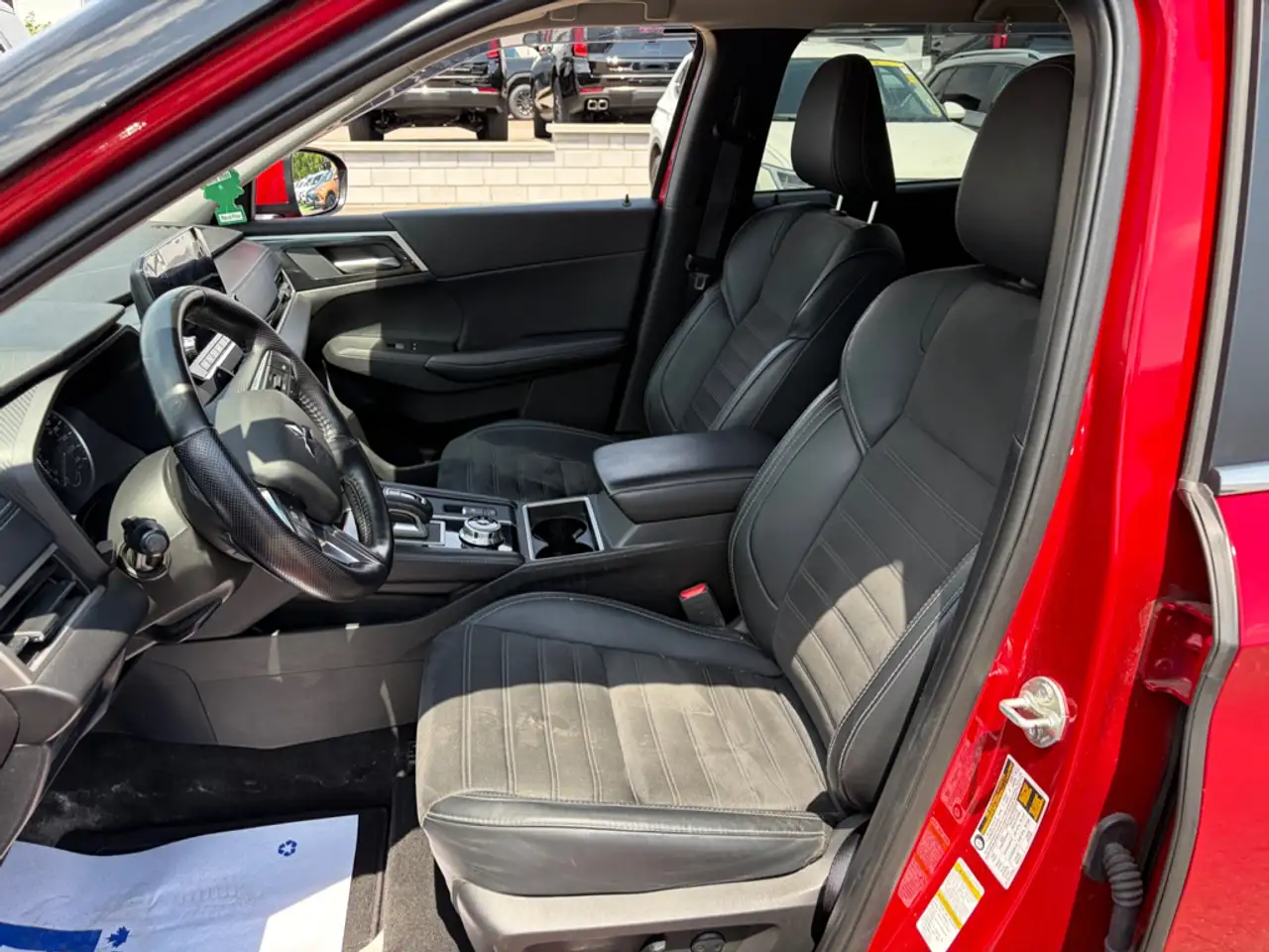 Mitsubishi Outlander снимка Mitsubishi Outlander