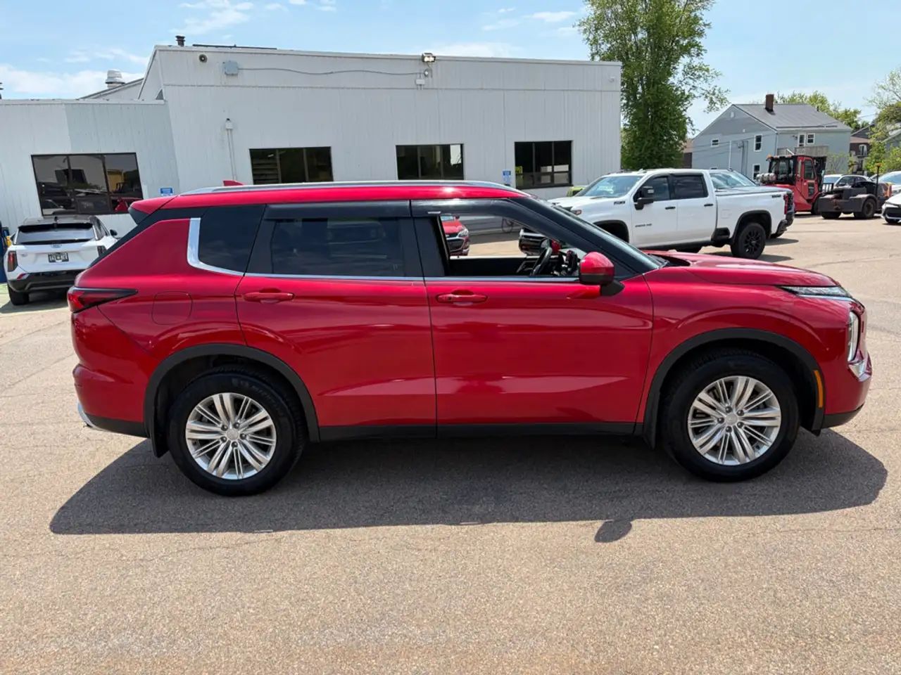 Mitsubishi Outlander снимка Mitsubishi Outlander