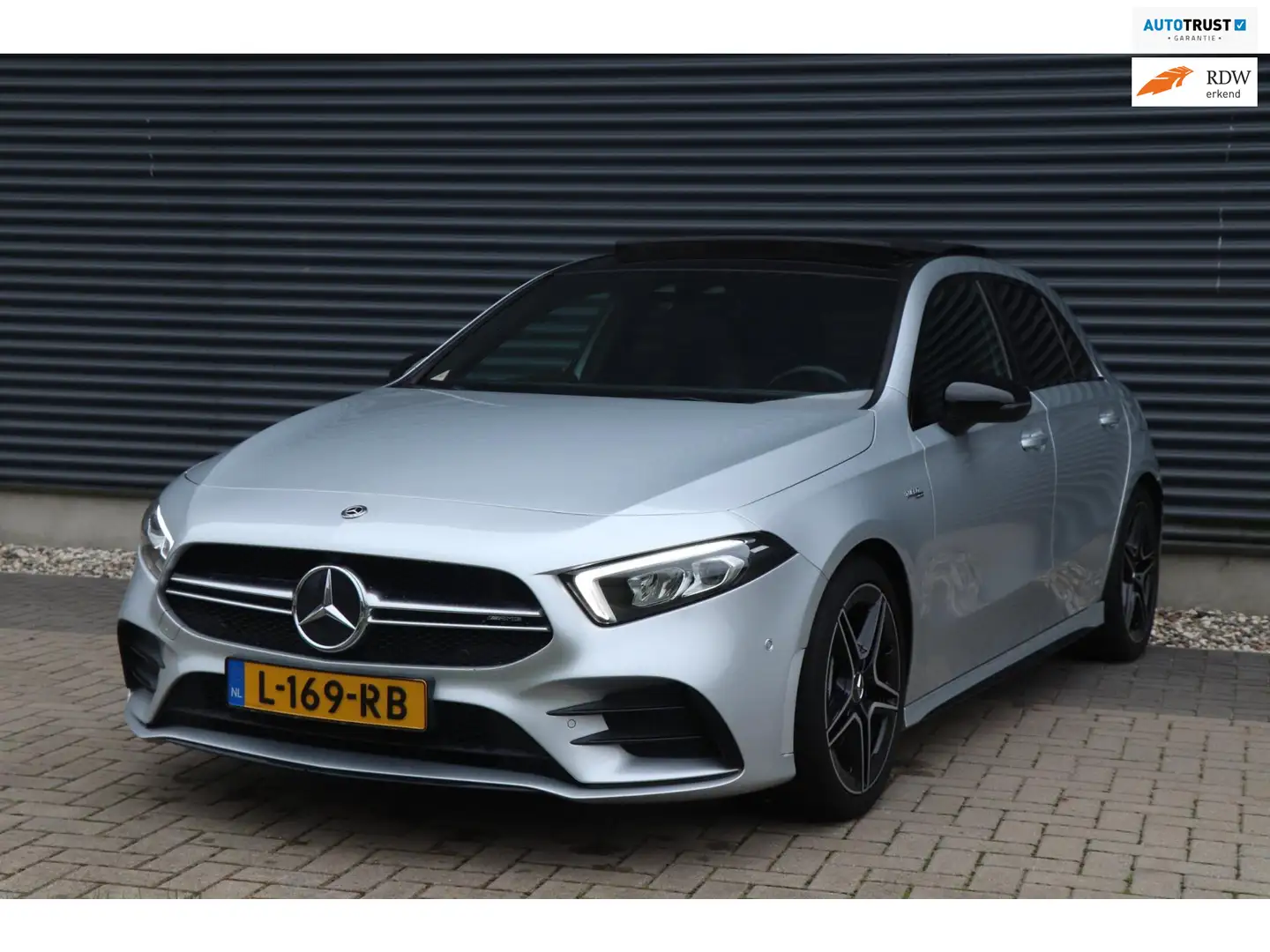 Mercedes-Benz A 35 AMG A35 4MATIC | PANO | CAMERA | VOL! Gris - 1