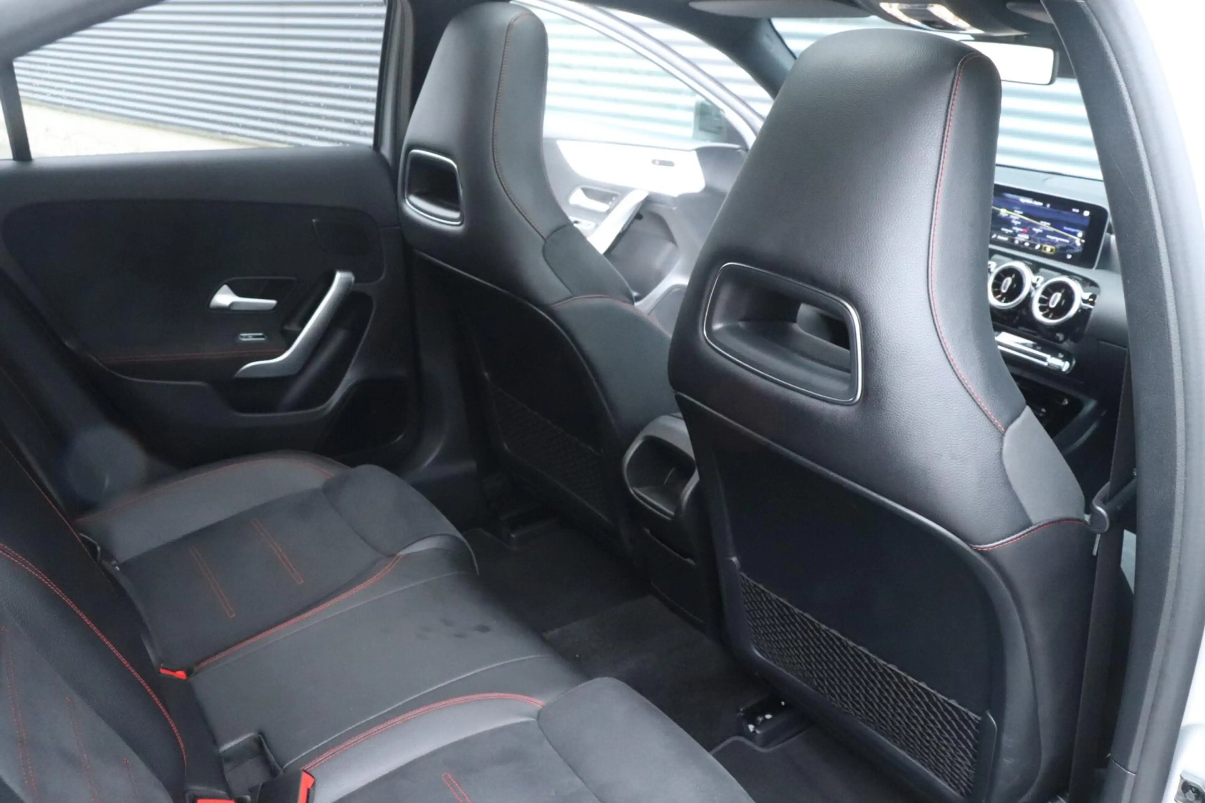 Mercedes-Benz A 35 AMG A35 4MATIC | PANO | CAMERA | VOL! — photo 31