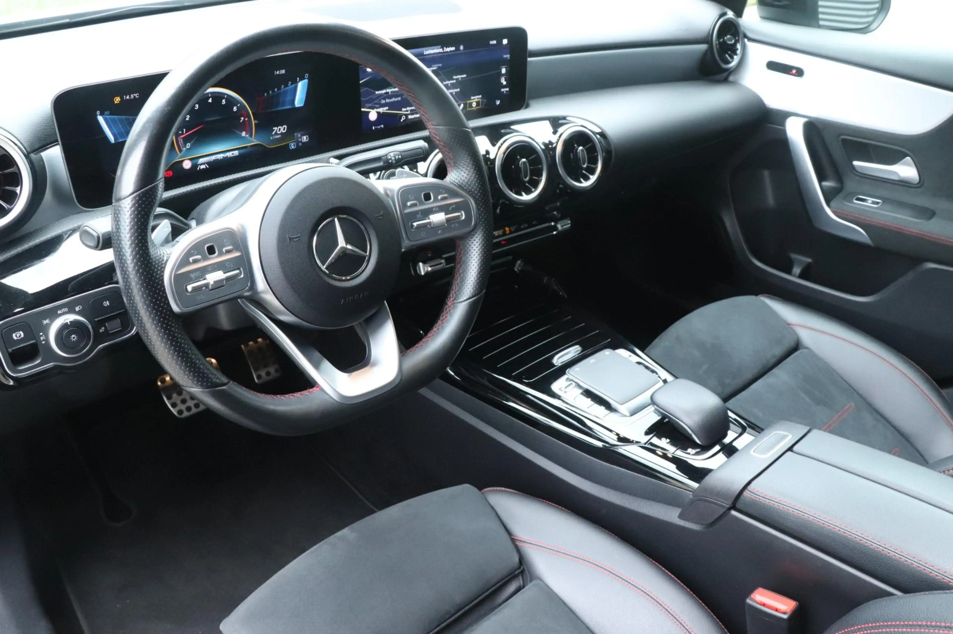 Mercedes-Benz A 35 AMG A35 4MATIC | PANO | CAMERA | VOL! — photo 6