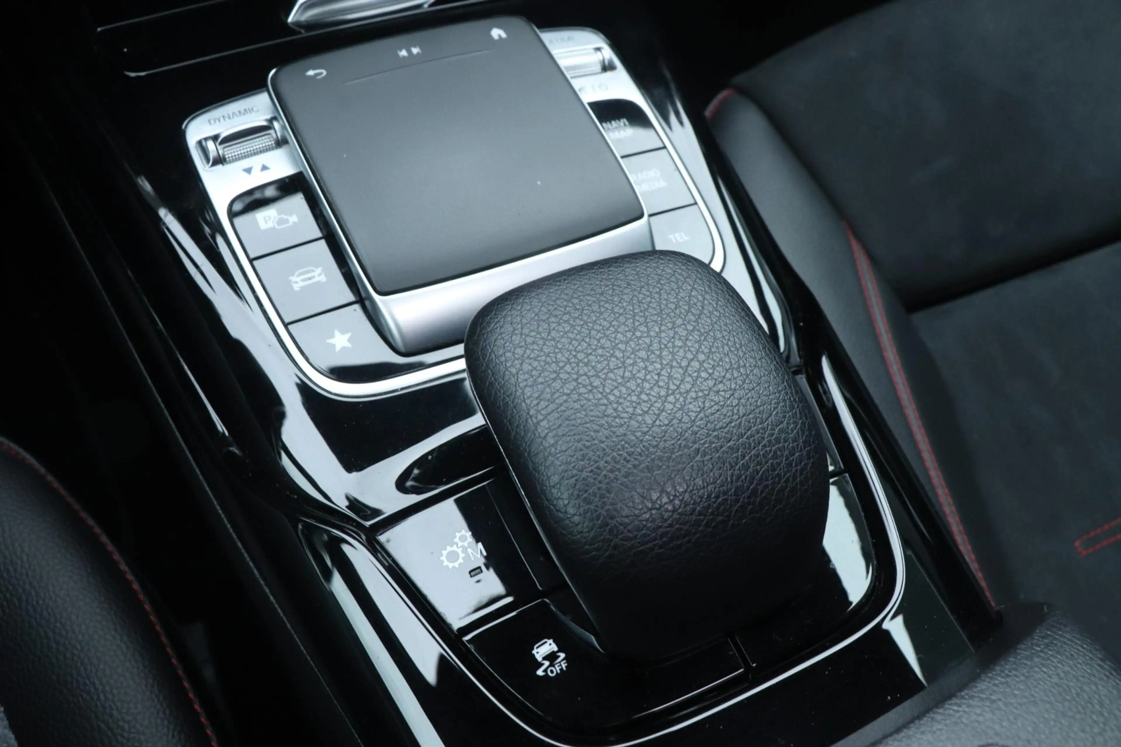 Mercedes-Benz A 35 AMG A35 4MATIC | PANO | CAMERA | VOL! — photo 24