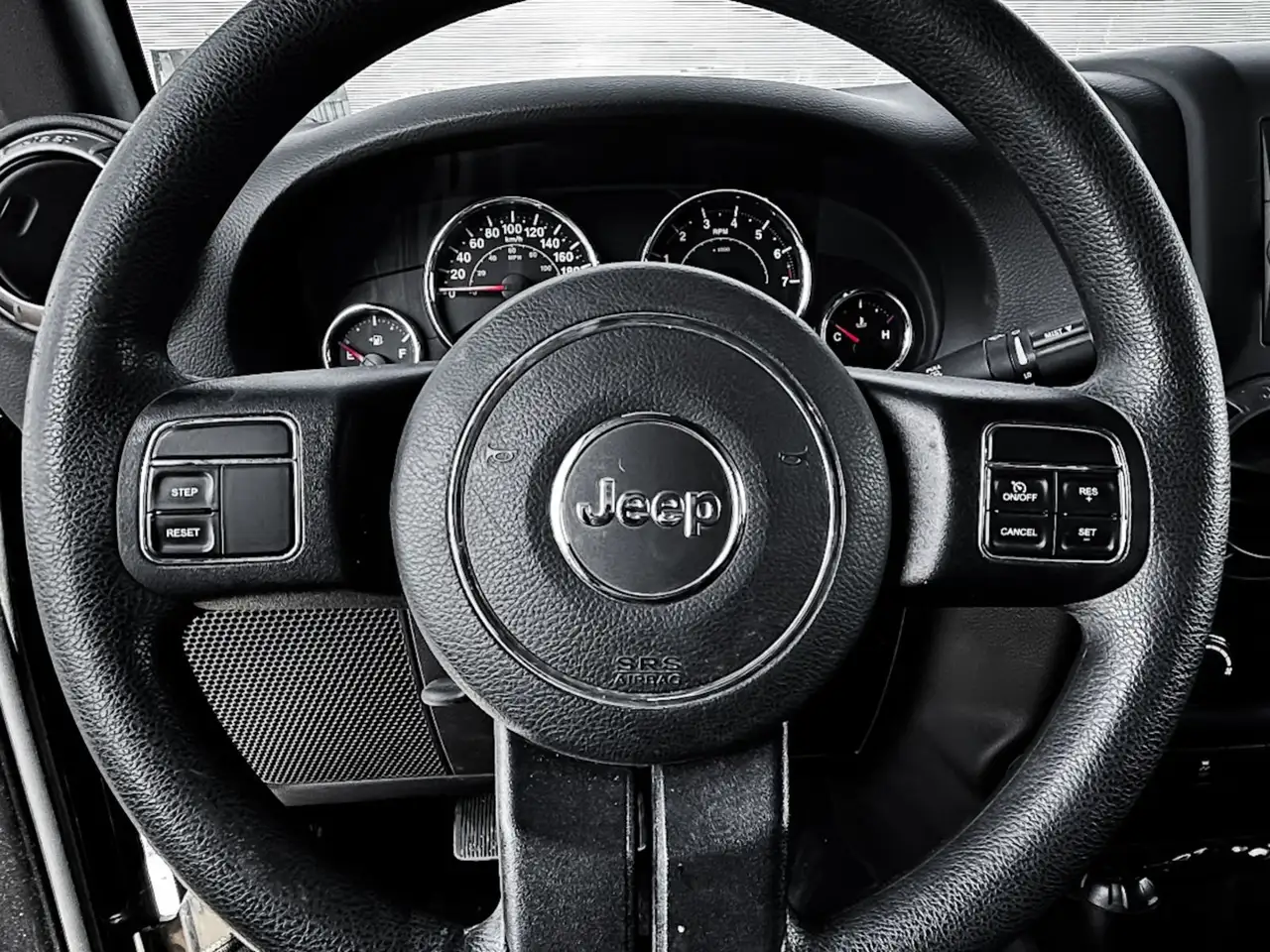 Jeep Wrangler снимка Jeep Wrangler