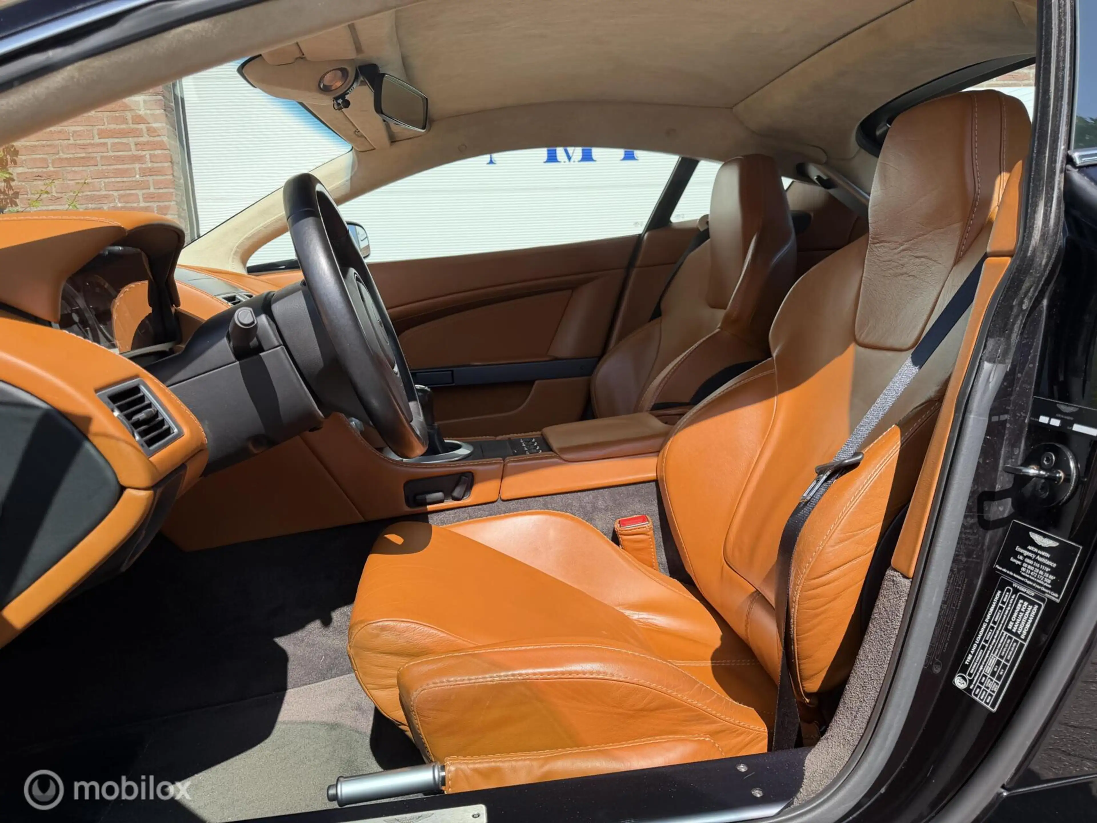 Aston Martin Vantage V8 4.3 V8 KAHN Kestrel Tan Handgeschakeld — photo 5