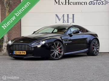 V8 4.3 V8 KAHN Kestrel Tan Handgeschakeld
