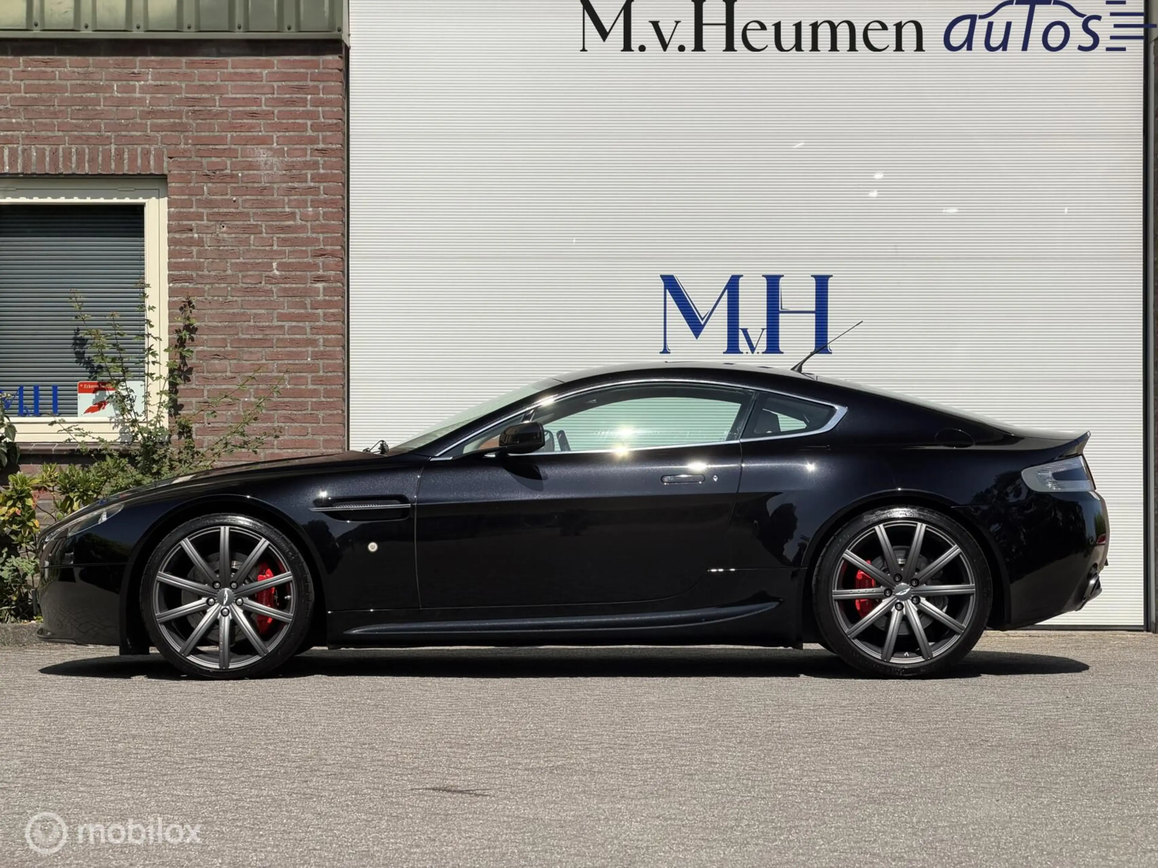 Aston Martin Vantage V8 4.3 V8 KAHN Kestrel Tan Handgeschakeld — photo 2