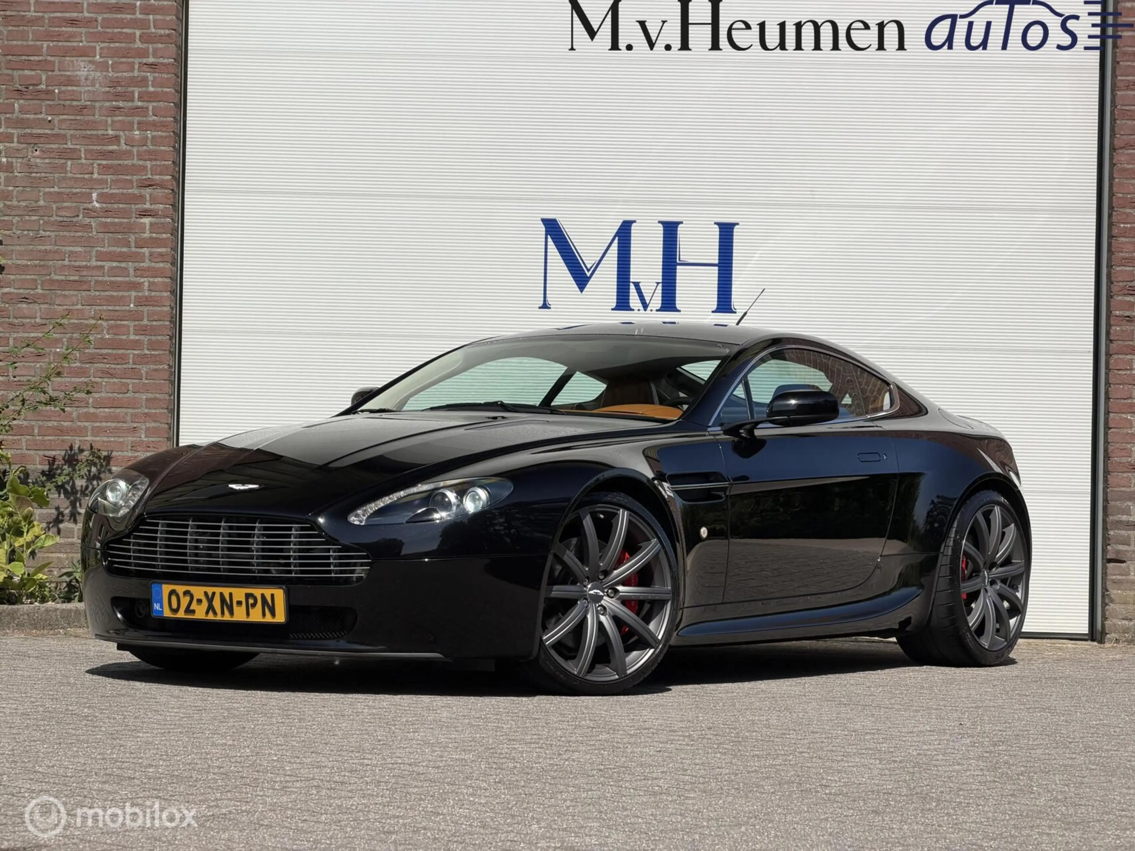 Aston Martin Vantage V8 4.3 V8 KAHN Kestrel Tan Handgeschakeld