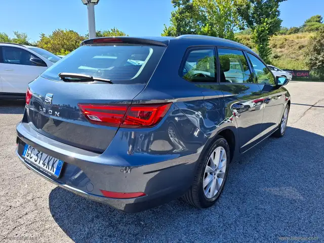 Seat Leon view 15