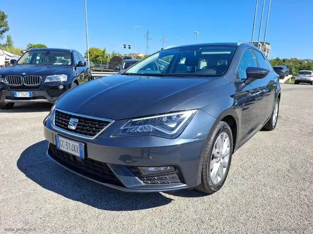 Seat Leon view 9