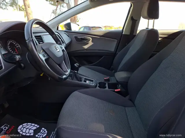 Seat Leon view 5