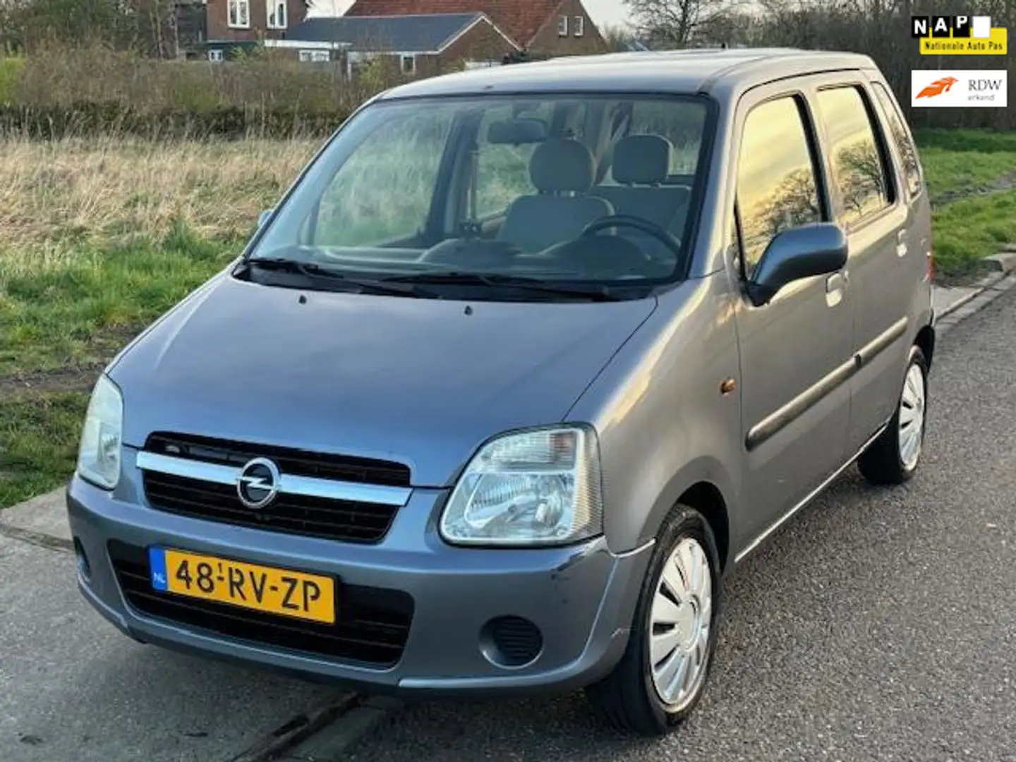 Opel Agila 1.2-16V Flexx cool Stuurbekrachtiging Airco El. pa Grijs - 1
