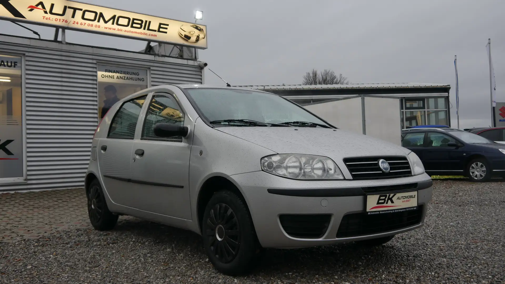 Fiat Punto 1.2 TÜV,- Kundendienst Neu Zahnriemen Neu Klima Grau - 1