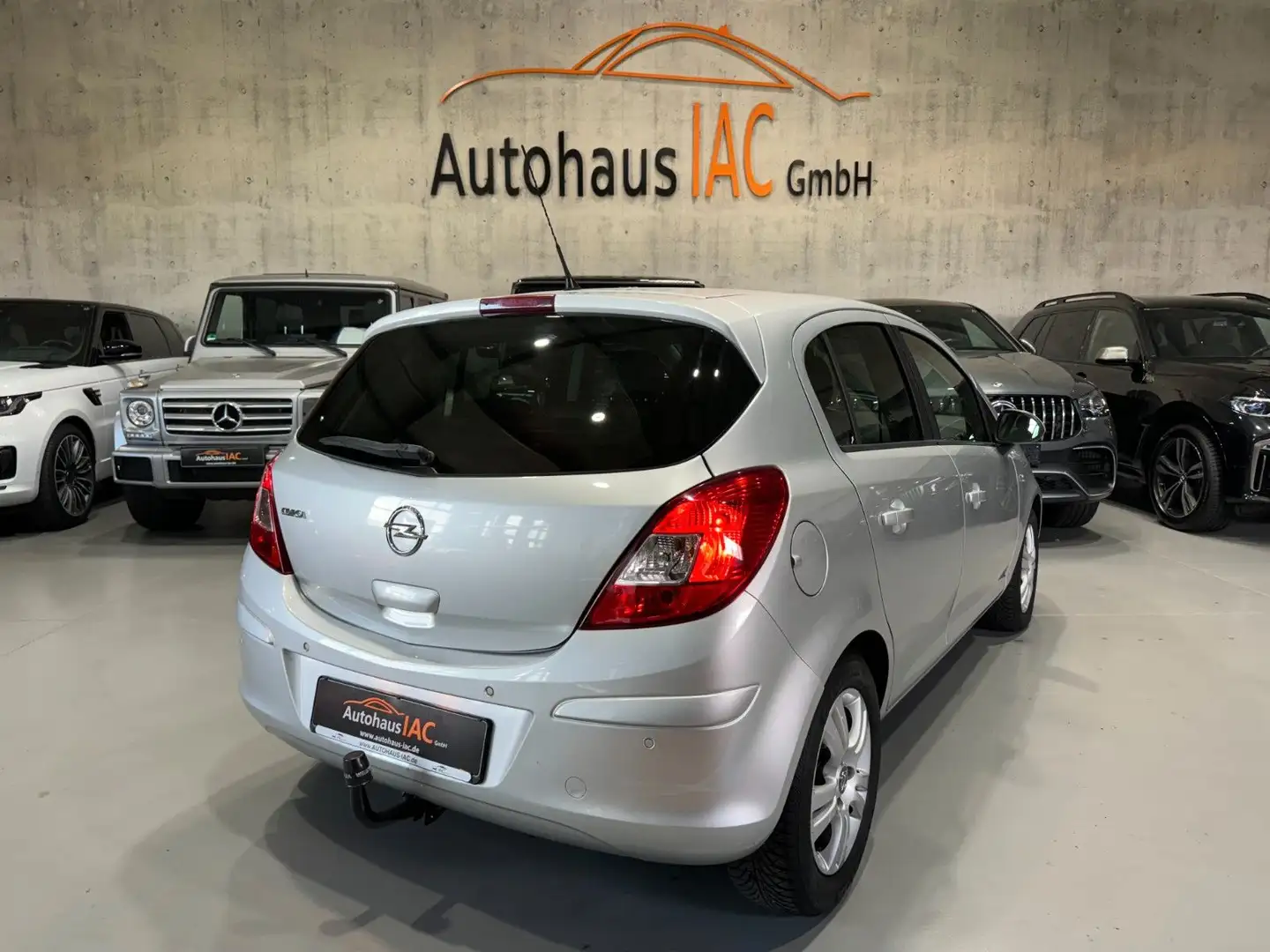 Opel Corsa D Innovation/AHK/SITZHEIZUN/LENKRADHEIZ Silber - 2