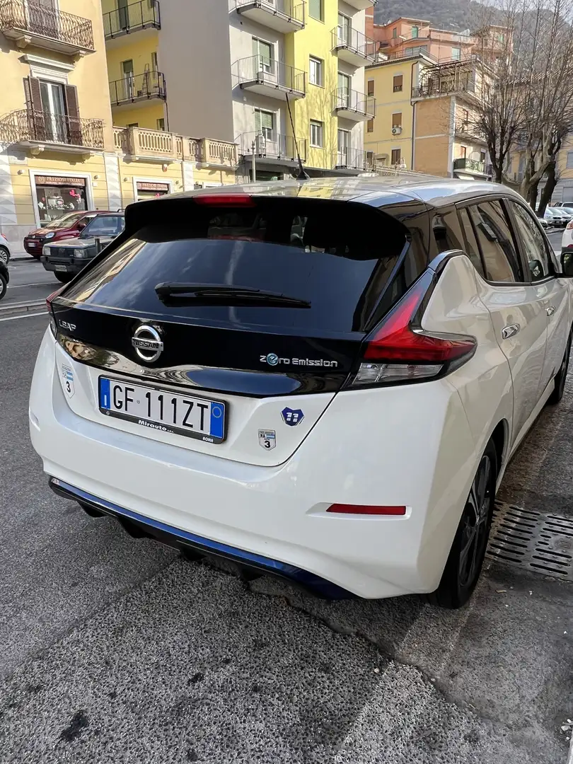 Nissan Leaf 62 kWh e+ Acenta Blanc - 1