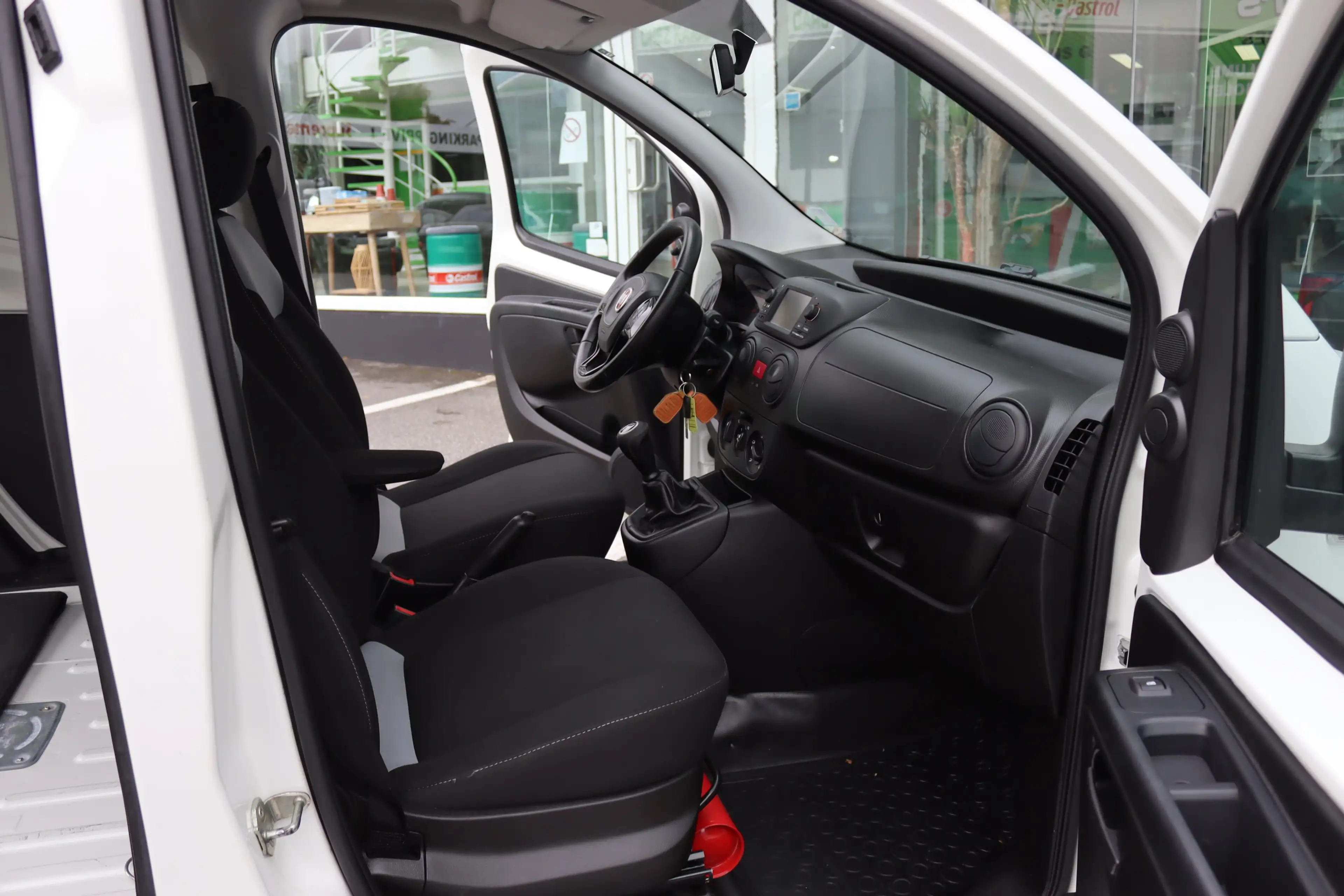Fiat Fiorino 1.3JTD 130CV 5PLACES BOITE AUTO GPS CAMERA TVAC — photo 9