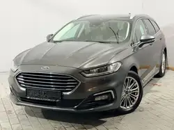 Ford Mondeo Titanium Leder Memory Ahk LED Keyless ACC