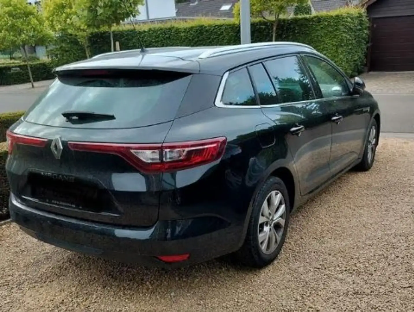 Renault Megane Megane Grandtour TCe 140 GPF LIMITED Zwart - 2