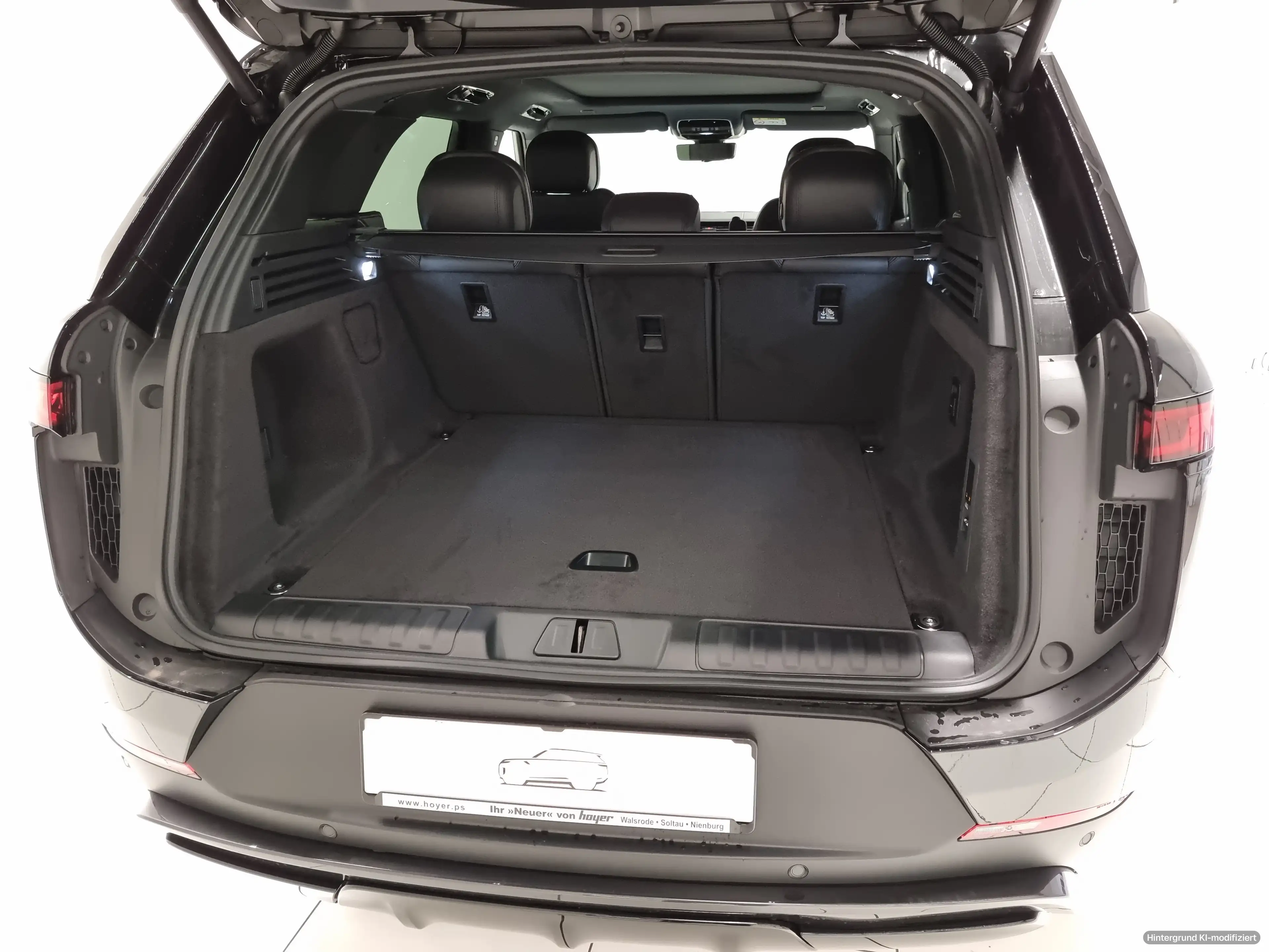 Land Rover Range Rover Sport 3.0 D250 SE Pano HUD Black Design Paket — photo 11