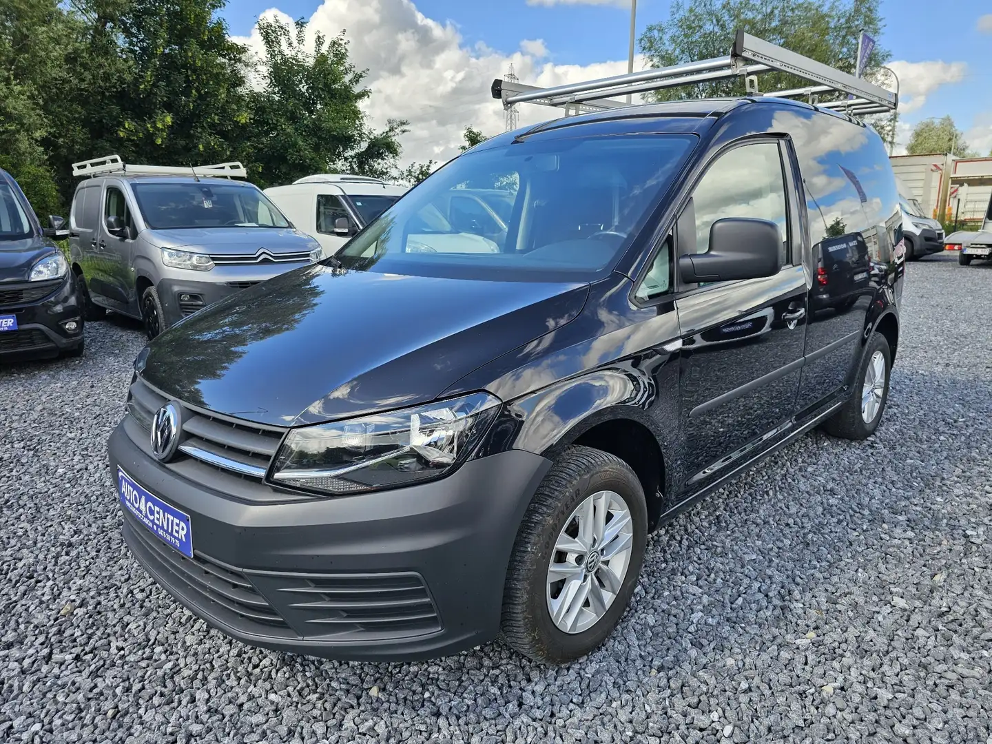 Volkswagen Caddy 2.0 TDi TVAC // GPS / GARANTIE 1 AN // Noir - 1
