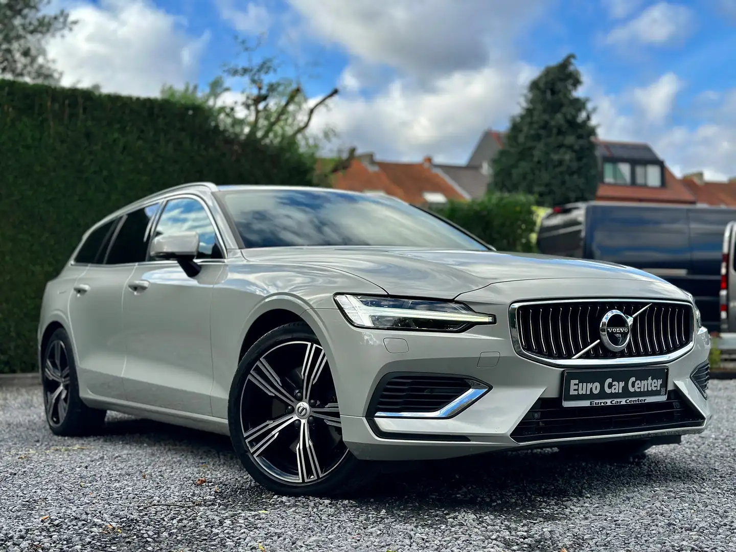 Volvo V60 T8 Twin Eng. PHEV Inscription AWD / HARMAN KARDON Grijs - 2
