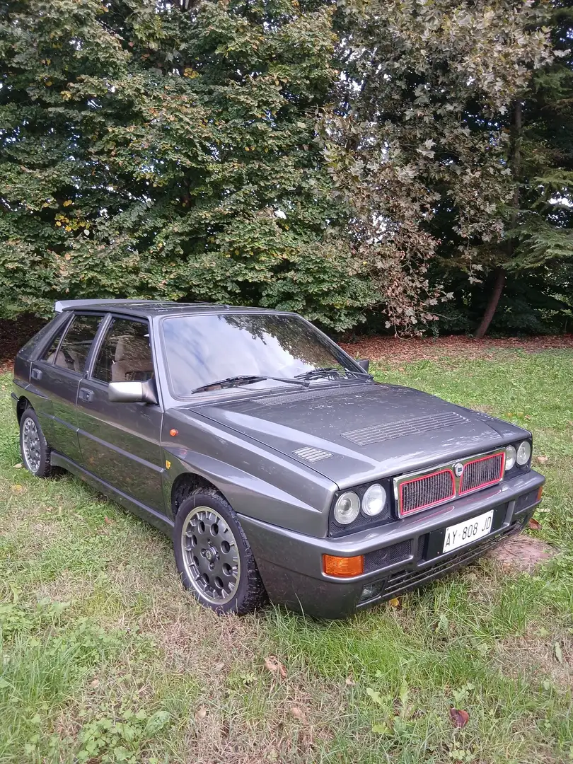 Lancia Delta 2.0 integrale Grigio - 2