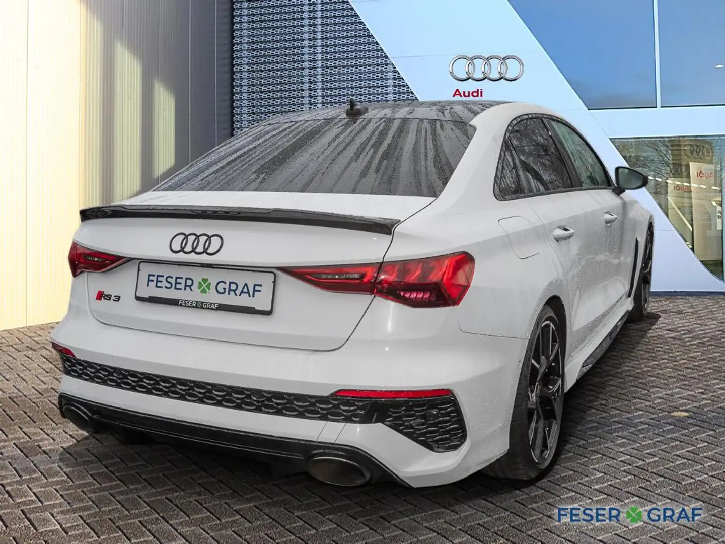 Audi RS3 Limo Vmax280/Matrix/Leder/HuD/B&O/Pano/ACC Weiß - 2