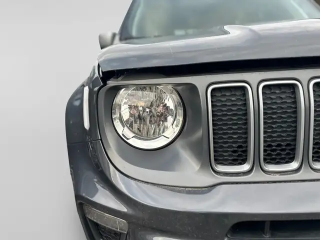Jeep Renegade view 8