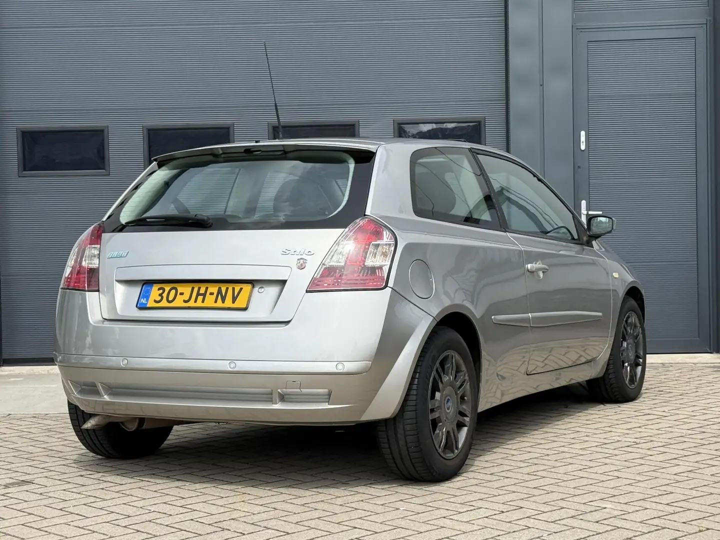 Fiat Stilo 2.4-20V Abarth 170pk|Clima|Pano|NAP|Origineel NL Grau - 2