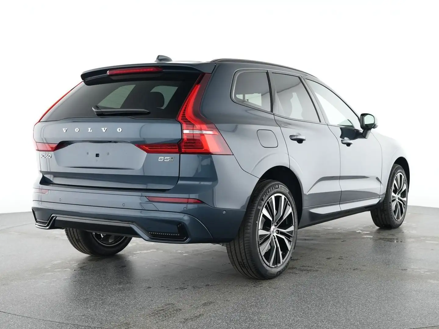 Volvo XC60 B5 Plus Dark AWD Blau - 2