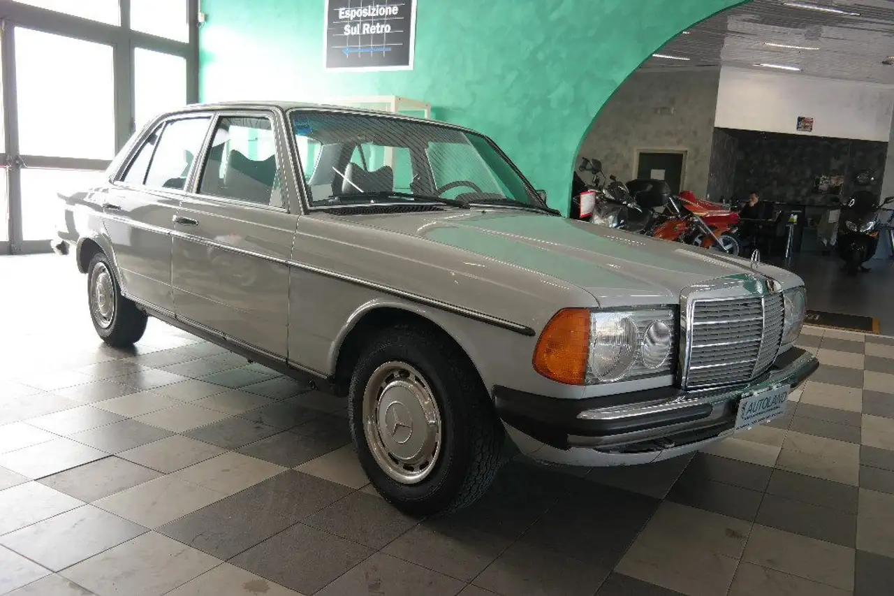 Mercedes-Benz 200*ISCRITTA ASI, foto 9