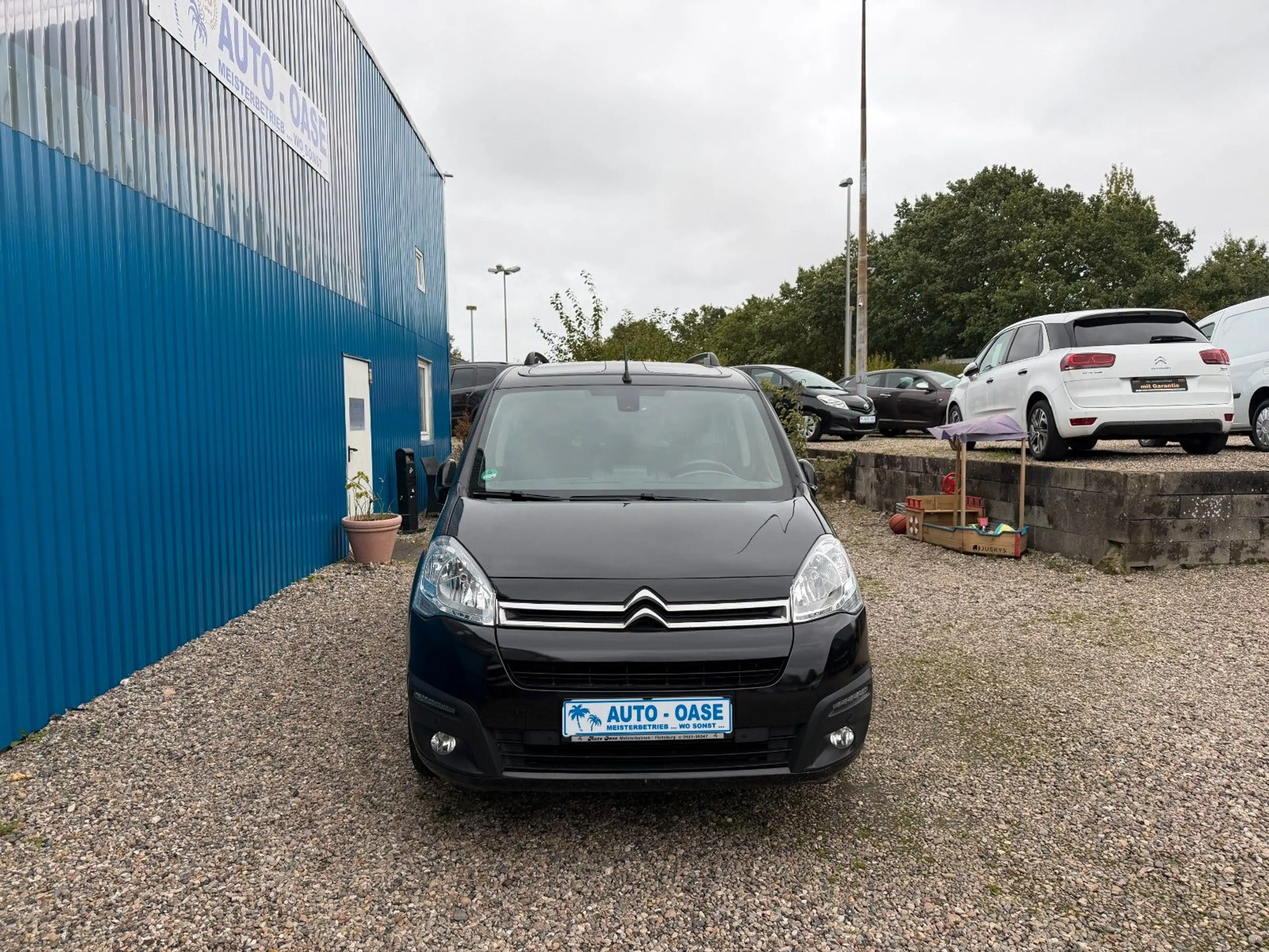 Citroen Berlingo Kombi Shine**AHK*Sitzhzng*Kamera*Pano** — photo 2