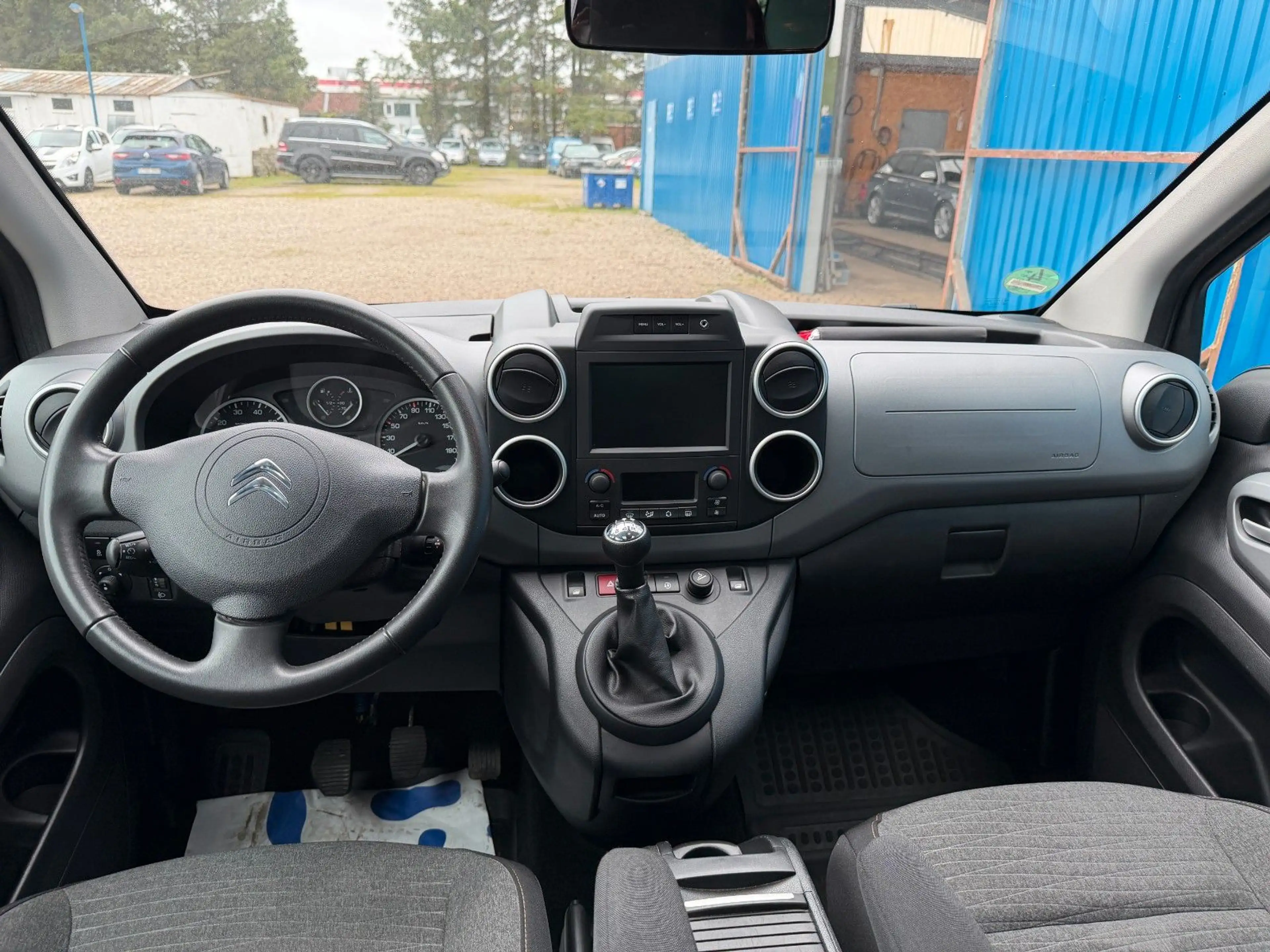 Citroen Berlingo Kombi Shine**AHK*Sitzhzng*Kamera*Pano** — photo 15