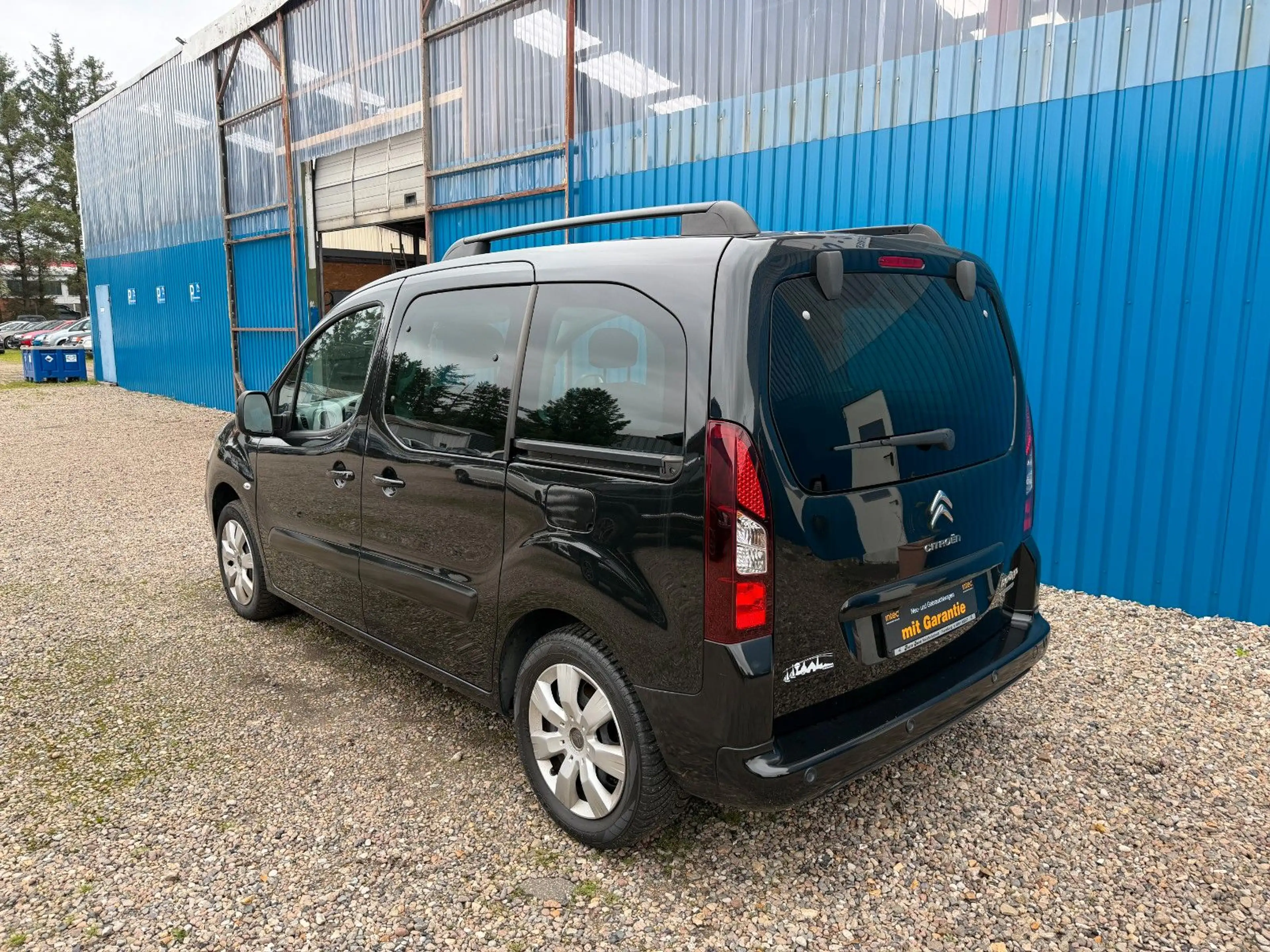 Citroen Berlingo Kombi Shine**AHK*Sitzhzng*Kamera*Pano** — photo 6