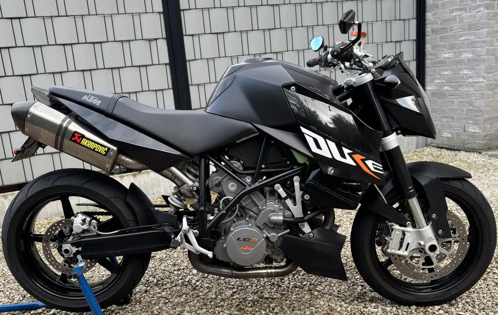 KTM 990 Super Duke - 2