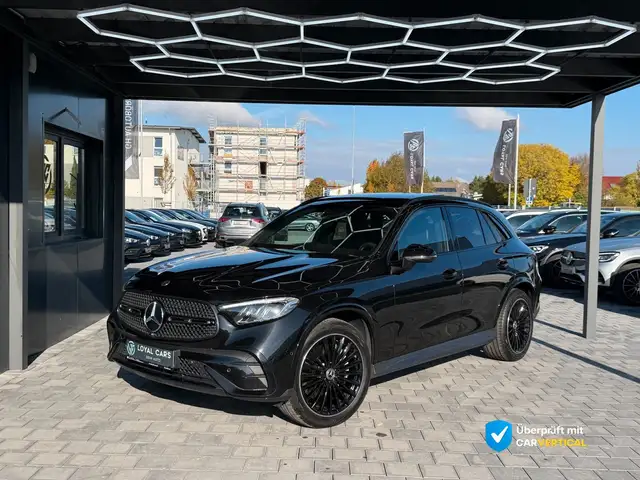 Mercedes-Benz GLC 300 4M*AMG*PANO*MEMORY*BURMESTER*NIGHT*LED