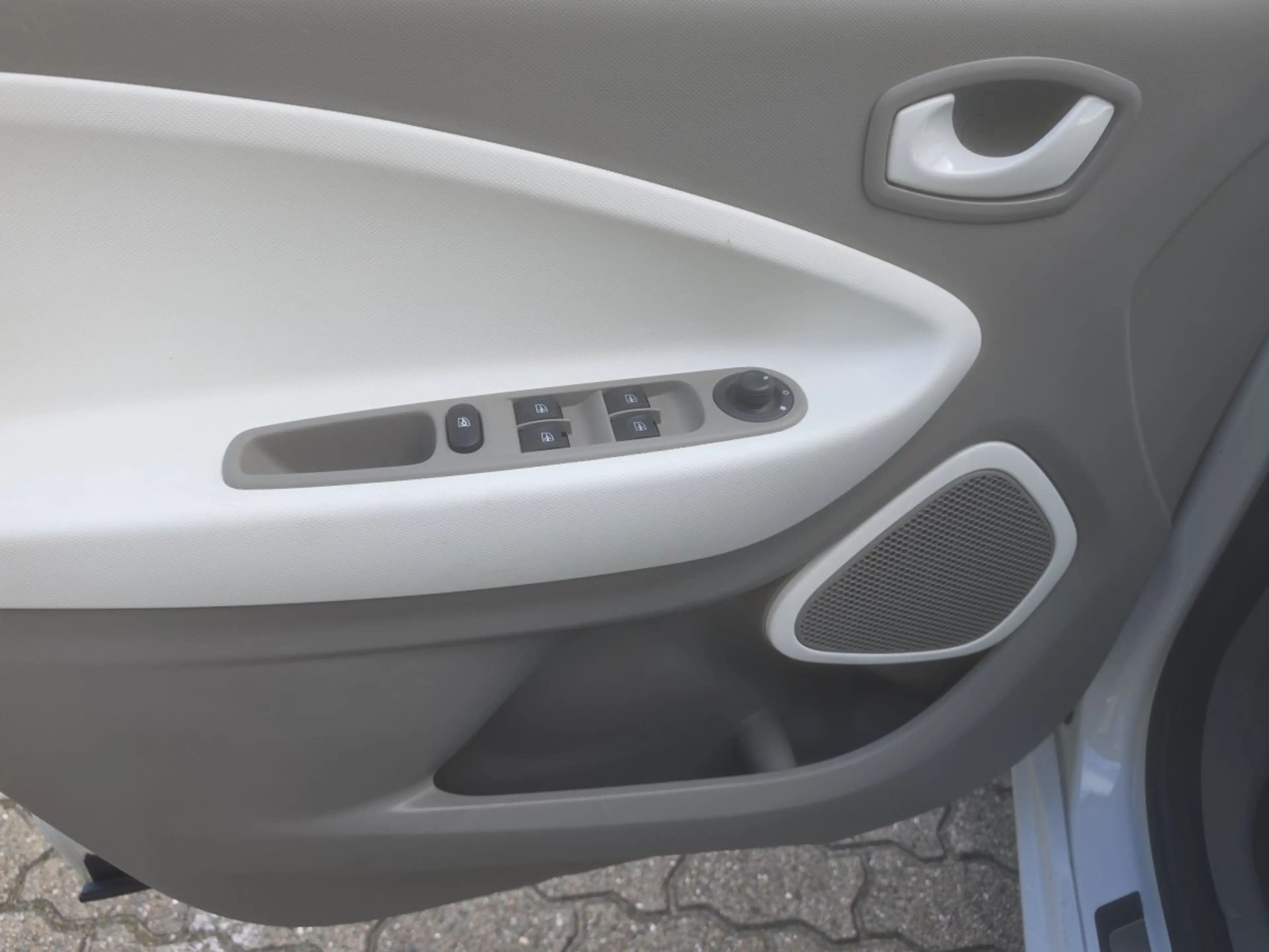 Renault ZOE Life (Rw. 240 Km) Leihbatterie DE - LimS5 Life (Mi — photo 8