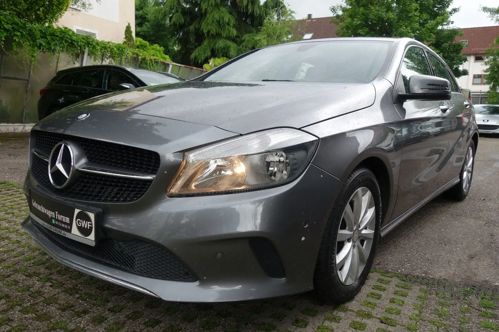 Mercedes-Benz A 180 Style - Klima | Navi | SHZ | Carplay Grigio - 2