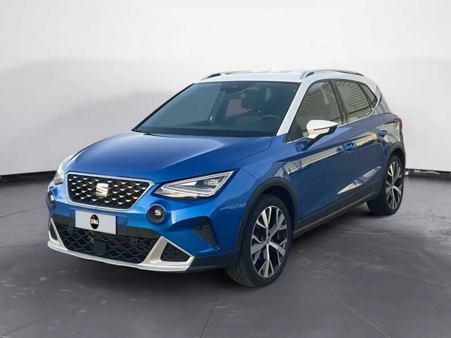 SEAT Arona 1.0 EcoTSI Xperience Blu/Azzurro - 1